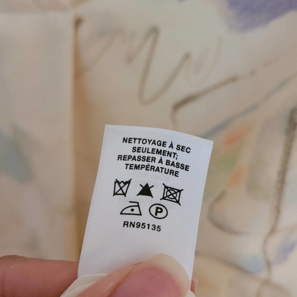 LAFAYETTE 148 New York Blair Modern Muse On Silk Blouse Size P - Picture 9 of 11